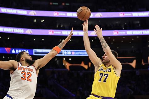 ki nba|LAKERS at KNICKS .